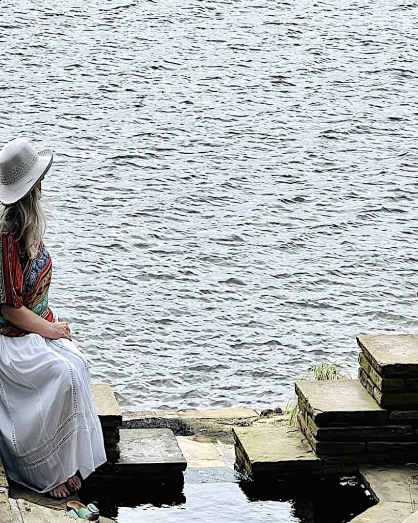 alt="Nina Zapala At Bellingrath Gardens
