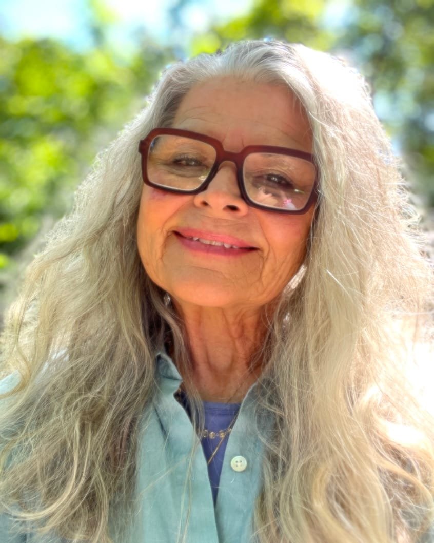 alt="Nina Going Grey"