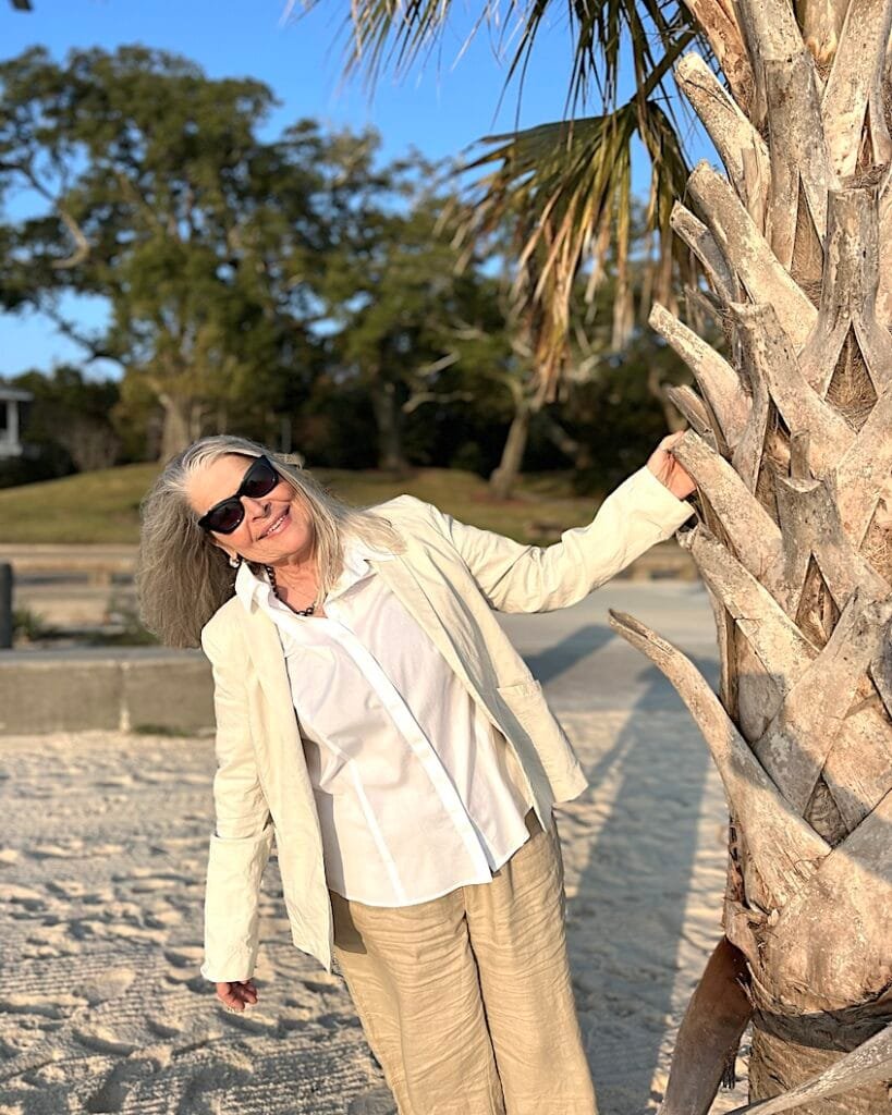 alt="Nina Gray Hair At the Beach, MS