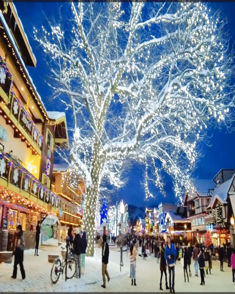 alt="Leavenworth A Cozy Christmarket in Leavenworth, Washington"